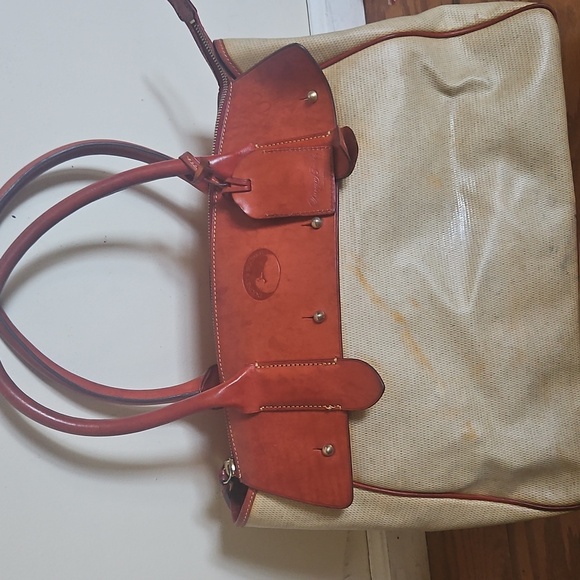 Dooney and Bourke Panama Wilson Satchel - Picture 1 of 12